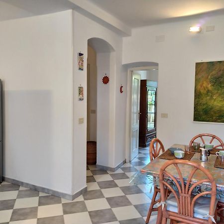 Mara House Apartment Леванто Екстериор снимка